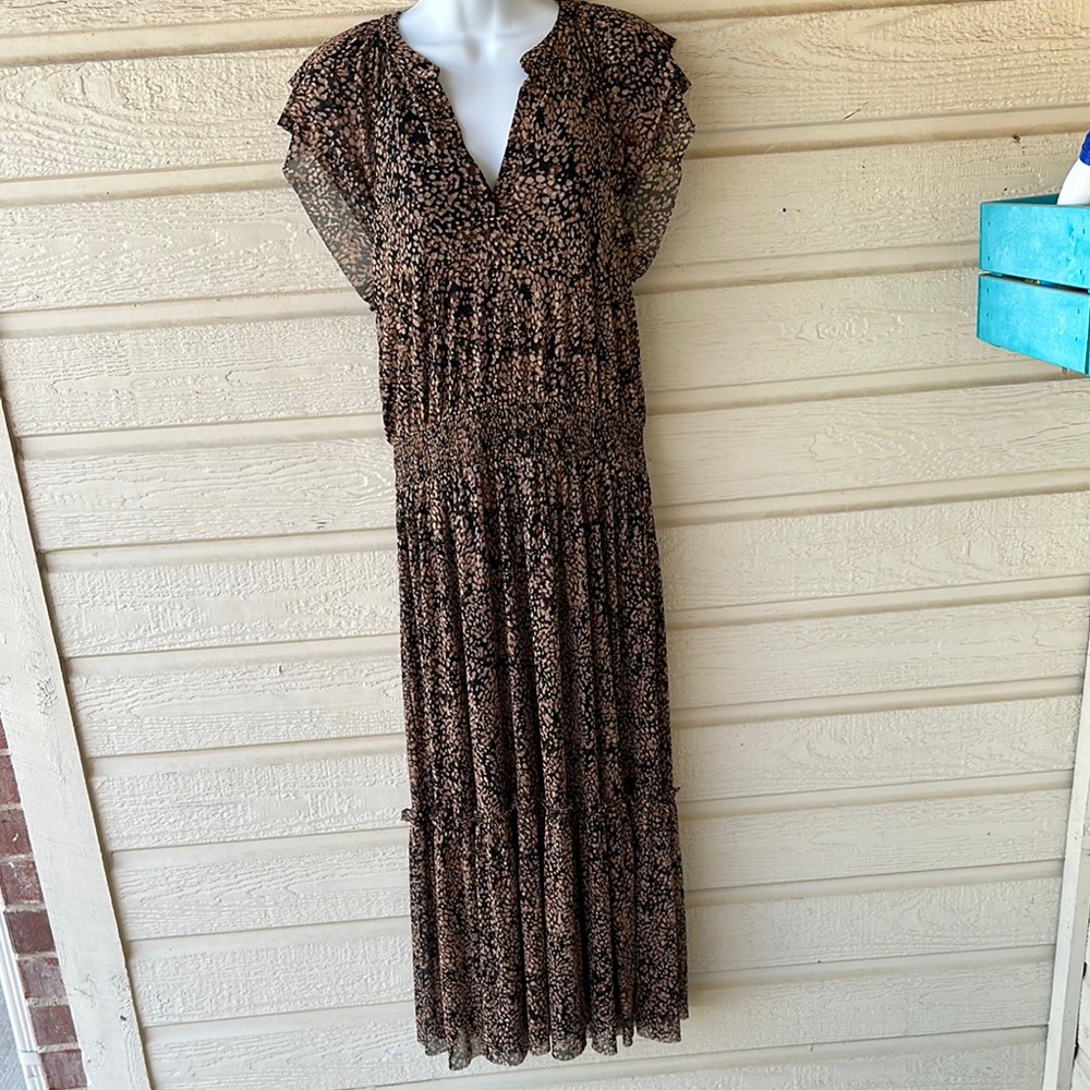 Brown Pleated Maxi Sundress with V-Neck